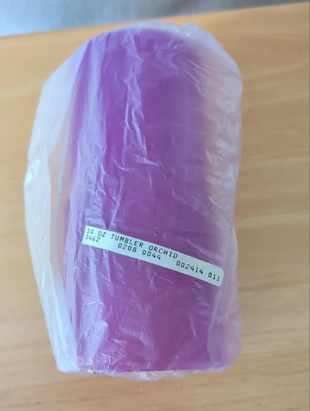NWT Tupperware Vibrant Purple 30-oz. Thirstquake Tumbler